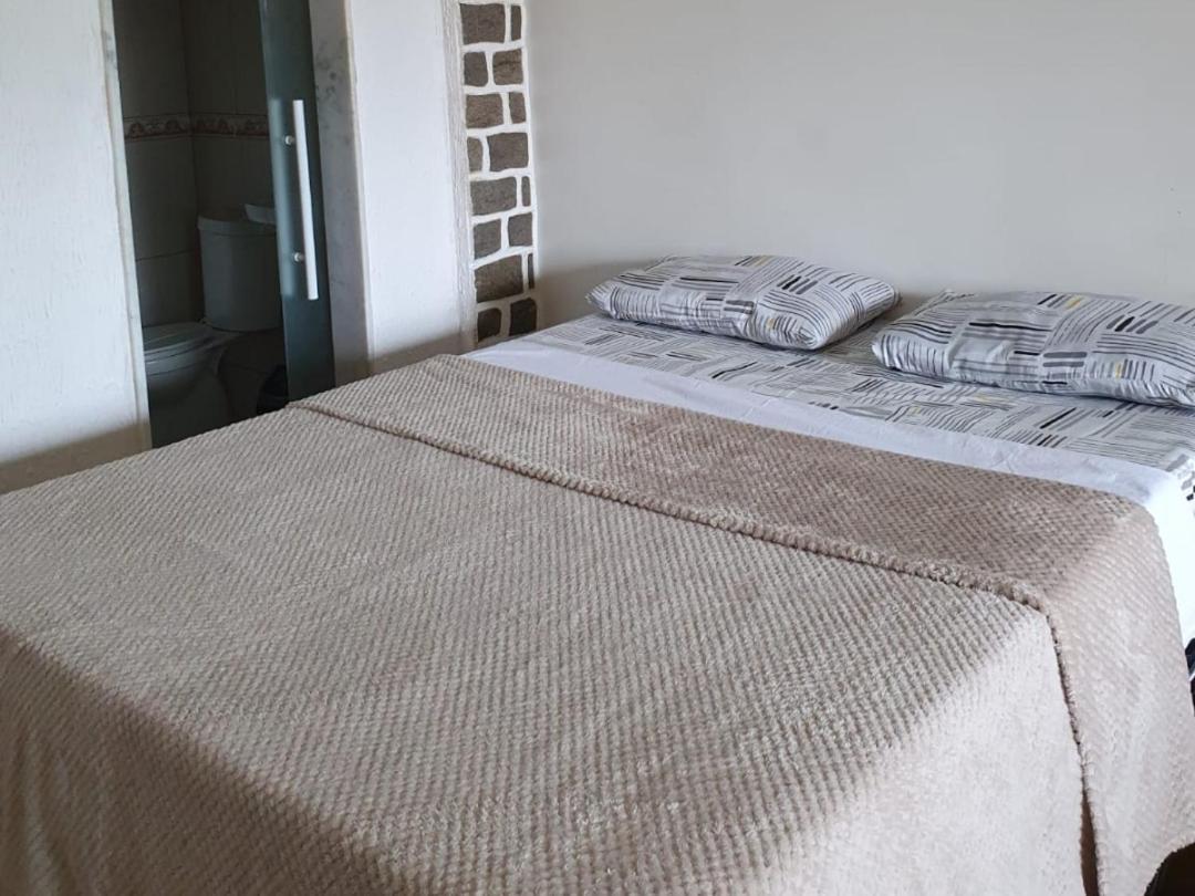 Guest House Flor De Laranjeira São Pedro da Aldeia Cameră foto